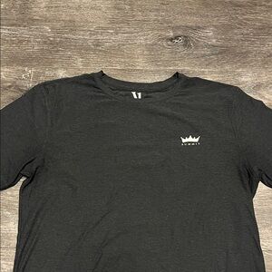 Vuori Strato Tech Tee Charcoal Heather size Lrg